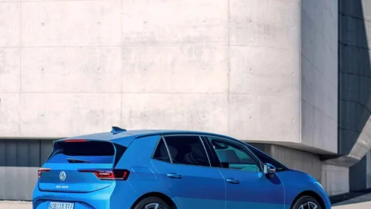 Volkswagen da marcha atrás y admite su error: el nuevo ID.3 Neo por fin recupera los botones y la sensatez que todos pedíamos
