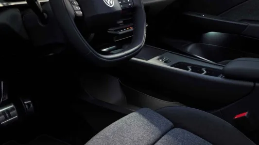 Volkswagen da marcha atrás y admite su error: el nuevo ID.3 Neo por fin recupera los botones y la sensatez que todos pedíamos