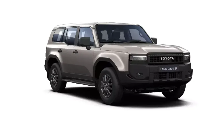 Toyota Land Cruiser GX: uno de los mejores todoterrenos del mercado rebaja su precio 20.000 euros