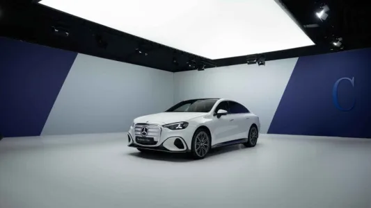 El BMW i3 tiene un gran problema, se llama Mercedes Clase C, recupera 325 km en 10 minutos y tiene 762 km de autonomía