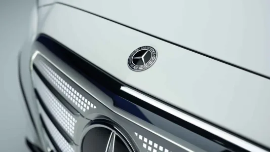 El BMW i3 tiene un gran problema, se llama Mercedes Clase C, recupera 325 km en 10 minutos y tiene 762 km de autonomía