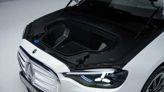 El BMW i3 tiene un gran problema, se llama Mercedes Clase C, recupera 325 km en 10 minutos y tiene 762 km de autonomía