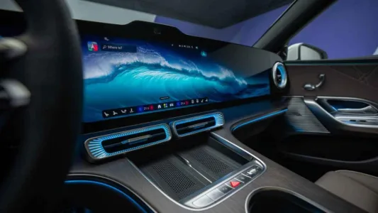 El BMW i3 tiene un gran problema, se llama Mercedes Clase C, recupera 325 km en 10 minutos y tiene 762 km de autonomía