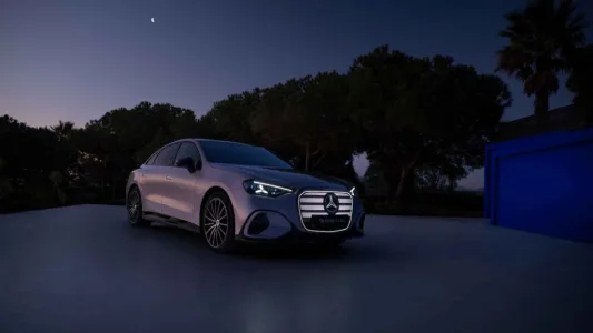 El BMW i3 tiene un gran problema, se llama Mercedes Clase C, recupera 325 km en 10 minutos y tiene 762 km de autonomía