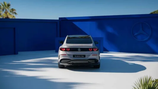 El BMW i3 tiene un gran problema, se llama Mercedes Clase C, recupera 325 km en 10 minutos y tiene 762 km de autonomía