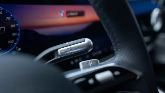 El BMW i3 tiene un gran problema, se llama Mercedes Clase C, recupera 325 km en 10 minutos y tiene 762 km de autonomía