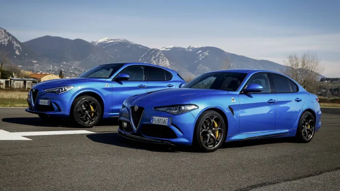 Los nuevos Alfa Romeo Giulia y Stelvio llegarán en 2028: eléctricos y PHEV, pero sin la parrilla de la marca por culpa de la UE