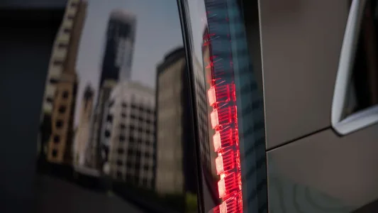 713 km, hasta 8 plazas y hecho en España: el nuevo Mercedes VLE es el eléctrico familiar que quiere cambiarlo todo