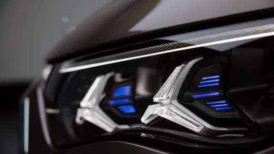 713 km, hasta 8 plazas y hecho en España: el nuevo Mercedes VLE es el eléctrico familiar que quiere cambiarlo todo