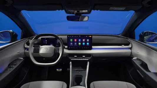 Adiós al Volkswagen Polo que conocías: ahora es 100% eléctrico, tiene 455 km de autonomía y cuesta 25.990 euros (con ayudas)