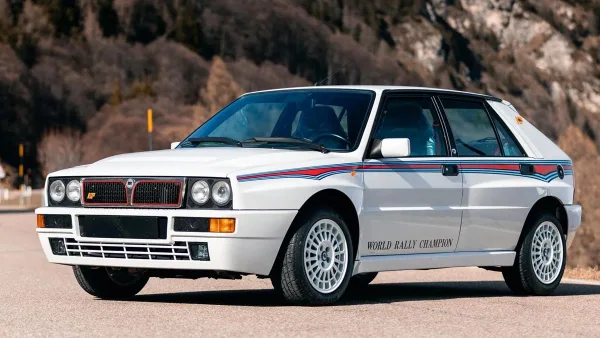 Estrenar un Lancia Delta Martini 6 es todavía posible… pero su precio te hará cambiar de opinión