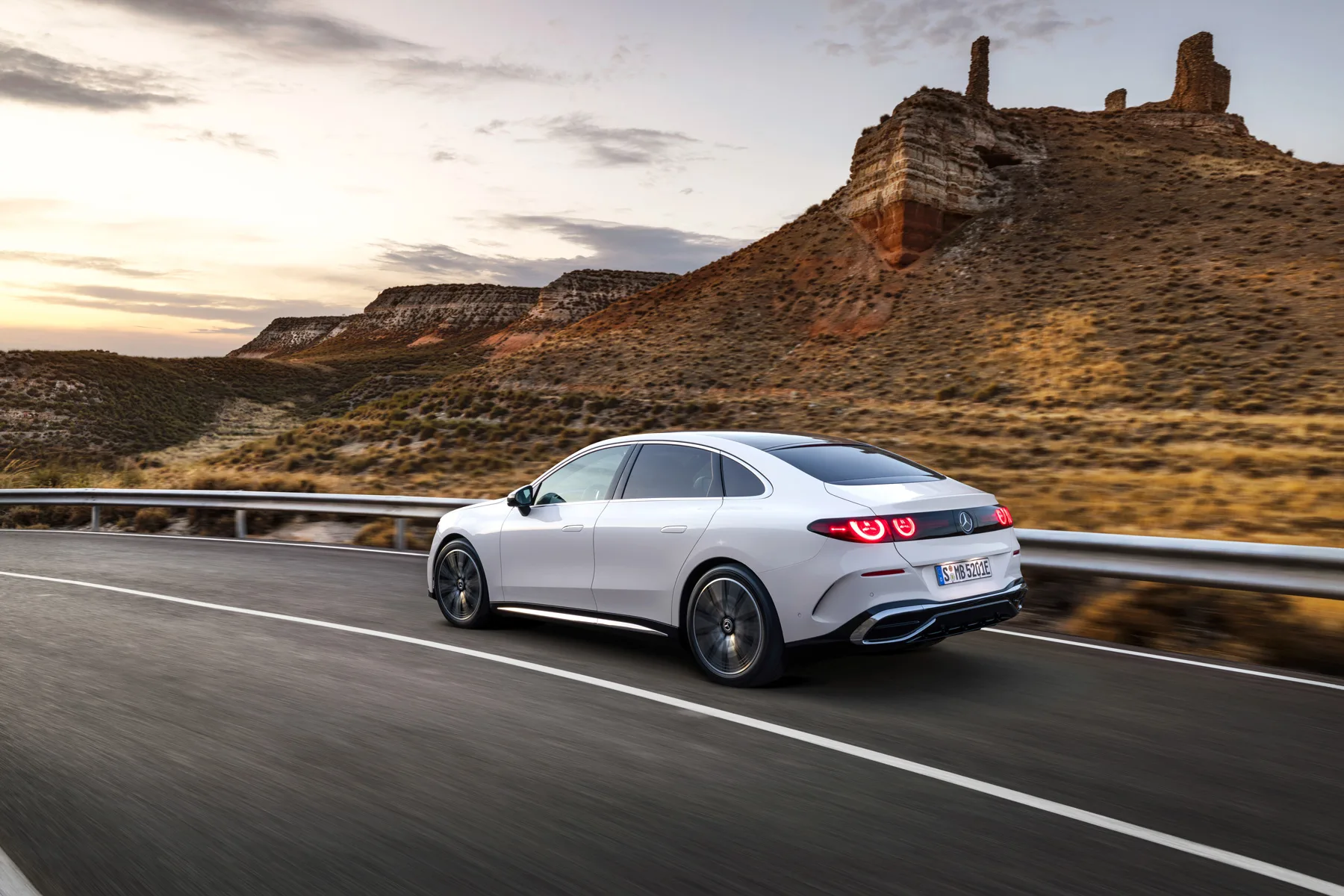 El Mercedes Clase C eléctrico ya tiene precio: 743 km para olvidar al diésel