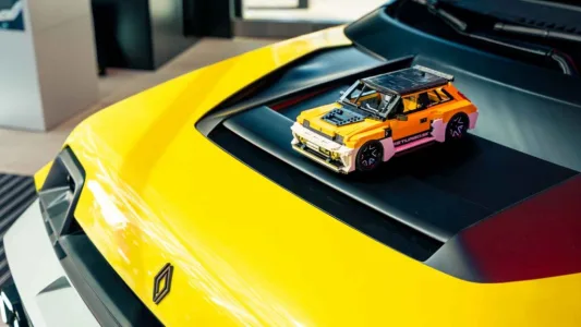 El Renault 5 Turbo 3E eléctrico busca hacerse oficial en LEGO… y sólo es posible con tu ayuda