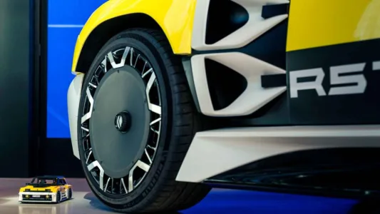 El Renault 5 Turbo 3E eléctrico busca hacerse oficial en LEGO… y sólo es posible con tu ayuda