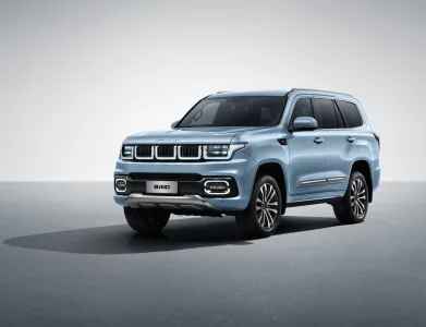 Este todoterreno de siete plazas desafía al Land Cruiser por menos de 50.000 euros