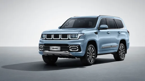 Este todoterreno de siete plazas desafía al Land Cruiser por menos de 50.000 euros