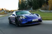 El Porsche Taycan Turbo GT Manthey recupera el trono en Nürburgring