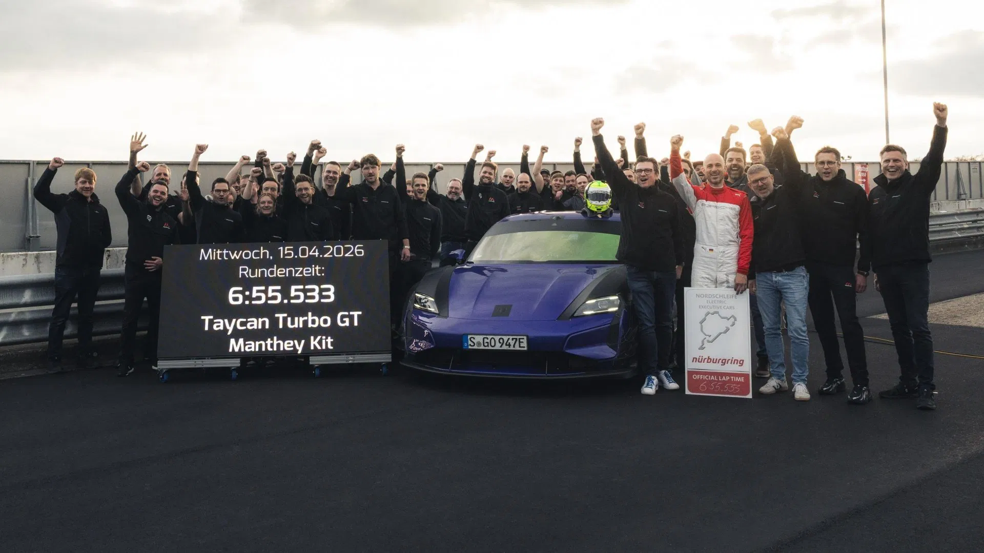 El Porsche Taycan Turbo GT Manthey recupera el trono en Nürburgring