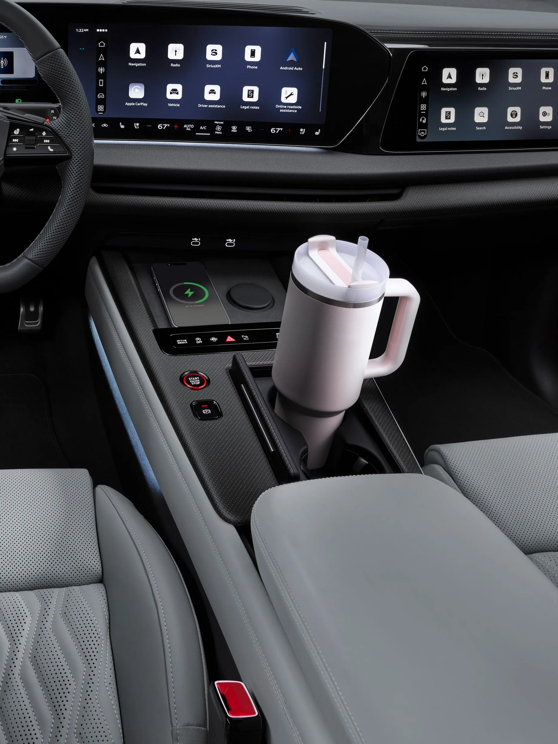Así es el interior del SUV más lujoso de Audi: el Q9 con hasta siete plazas y que dice adiós al negro piano