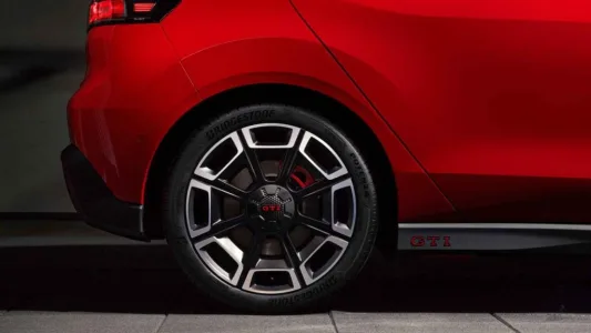 Adiós al Polo GTI de gasolina: Volkswagen ya tiene listo su heredero eléctrico de 226 CV