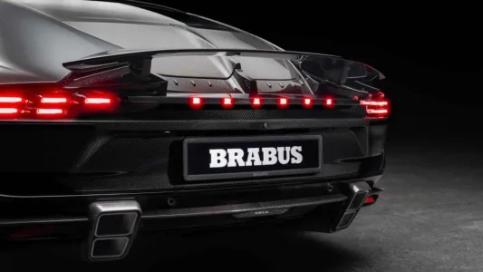 El nuevo brabus bodo tiene cuatro plazas 1 000 cv y una receta que ya parecia prohibida en europa 5