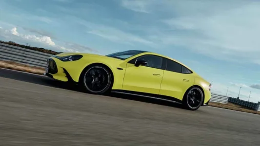 Mercedes amg va a por el porsche taycan con un gt electrico de casi 1 200 cv y sonido de v8 22