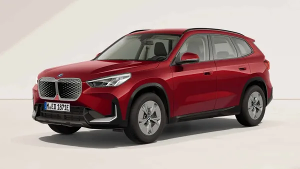 BMW ha tenido que paralizar la producción del iX1… por falta de llantas económicas
