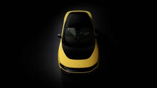 Ferrari acaba de cruzar su linea roja su primer electrico tiene 1 050 cv cuatro motores y diseno del creador del iphone 15