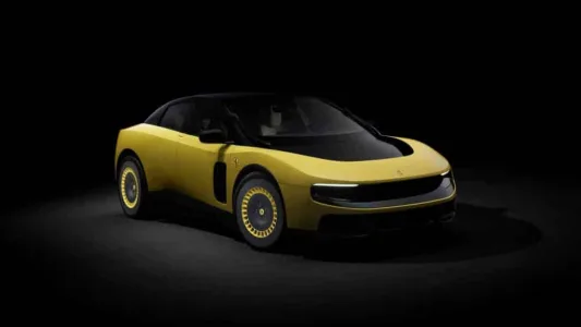 Ferrari acaba de cruzar su linea roja su primer electrico tiene 1 050 cv cuatro motores y diseno del creador del iphone 17