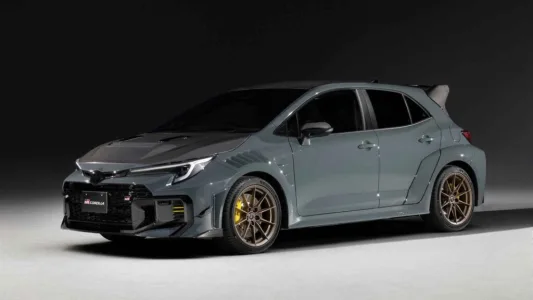 El corolla mas extremo de toyota nace en nurburgring y europa tendra que conformarse con mirarlo 17