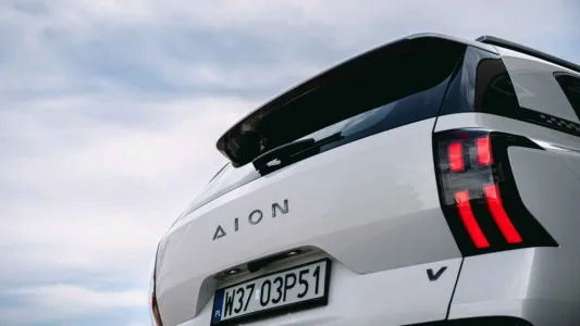 Gac aterriza en espana con precios de derribo electricos desde 22 195 euros y garantia de ocho anos 16