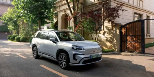 GAC aterriza en España con precios de derribo: eléctricos desde 22.195 euros y garantía de ocho años