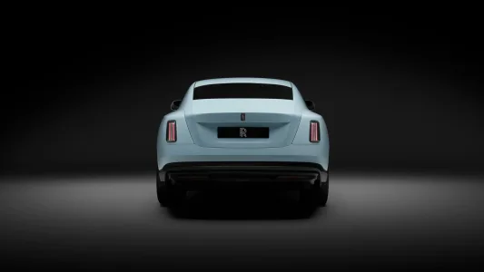 Rolls royce afina el spectre tras el frenazo de ventas mas autonomia mas potencia y lujo sin anestesia 7
