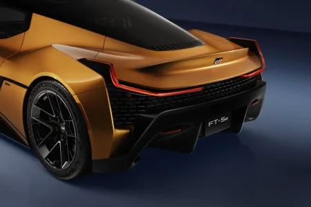 Toyota prepara un coche de los que ya casi no se hacen deportivo 4x4 y con motor de combustion 1