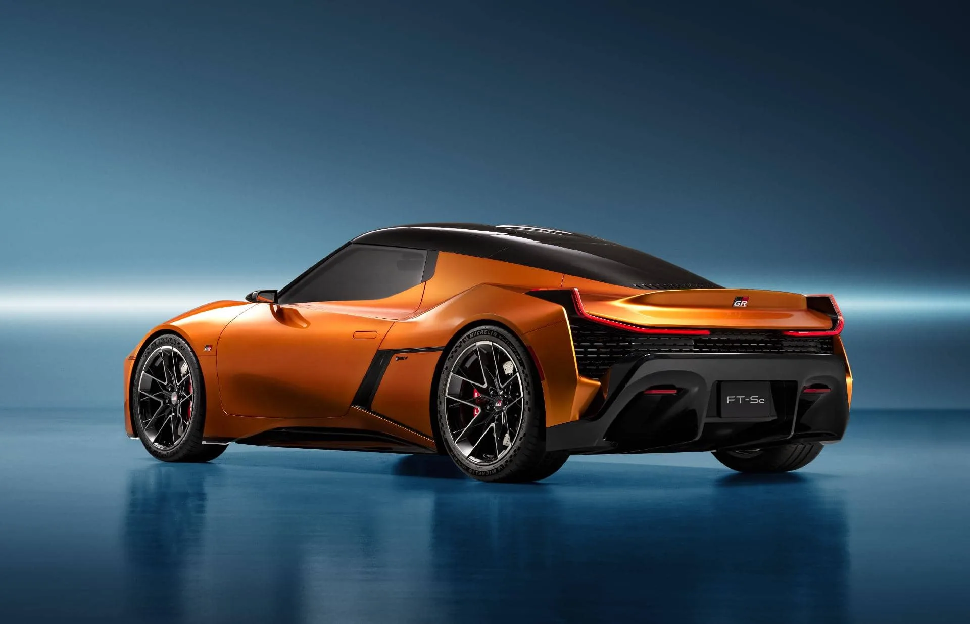 Toyota prepara un coche de los que ya casi no se hacen deportivo 4x4 y con motor de combustion 10