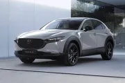 Mazda afina el CX-30: más equipamiento, nuevos detalles de diseño y una edición especial Makoto