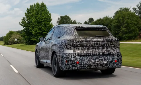 Bmw quiere que el ix5 viaje como un diesel su receta es una bateria gigantesca de 141 kwh 2