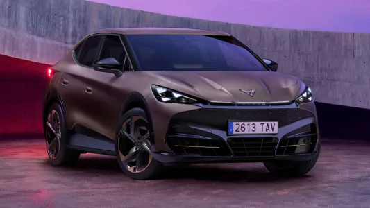 Cupra mueve ficha contra los electricos chinos el tavascan estrena version de acceso y precio mas agresivo 3