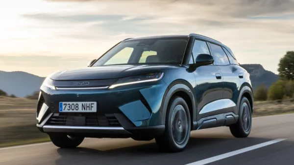 La UE amplía la guerra comercial: ahora los PHEV chinos también están en el punto de mira
