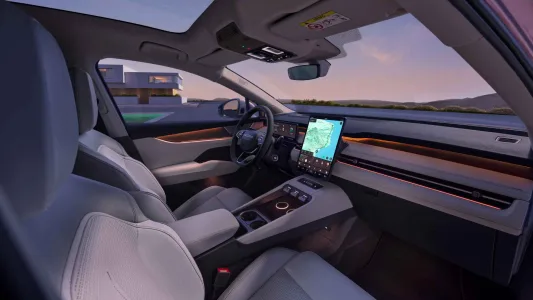 Skoda quiere democratizar el suv electrico grande el peaq ofrece 620 km y 7 plazas desde poco mas de 40 000 euros 25