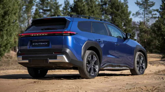 Subaru convierte el outback en electrico hasta 591 km traccion total y un rival japones para el tesla model y 9