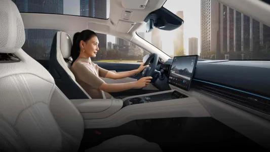 Lynk co prepara el hibrido enchufable que puede poner nerviosa a media europa 530 cv y 1 422 km 3