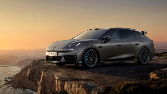 Lynk co prepara el hibrido enchufable que puede poner nerviosa a media europa 530 cv y 1 422 km 8