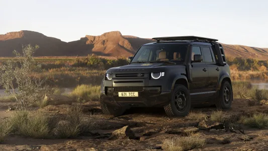 El defender cambia de traje nueva version vertex mas asfalto mas lujo y menos aventura real 1