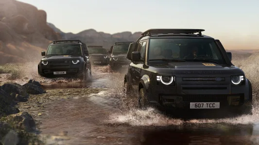 El defender cambia de traje nueva version vertex mas asfalto mas lujo y menos aventura real 4