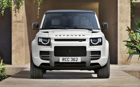 El defender cambia de traje nueva version vertex mas asfalto mas lujo y menos aventura real 11