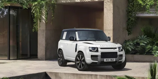 El Defender cambia de traje: nueva versión Vertex, más asfalto, más lujo y menos aventura real