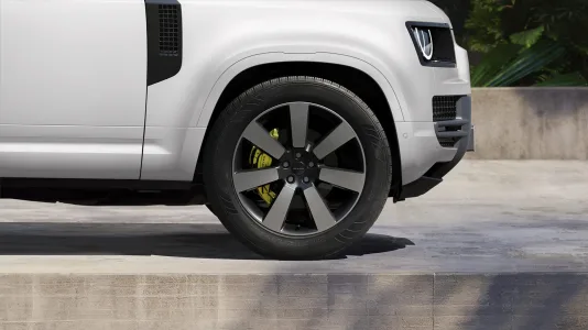 El defender cambia de traje nueva version vertex mas asfalto mas lujo y menos aventura real 19