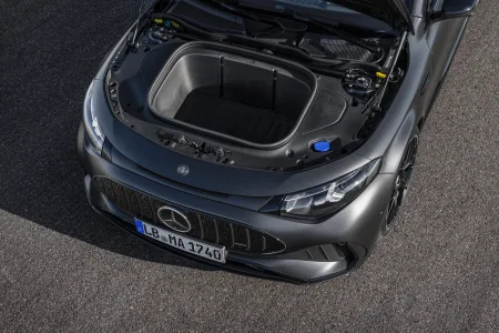 Mercedes amg responde a los puristas con cifras 680 cv tres motores y el cla mas potente jamas fabricado 1