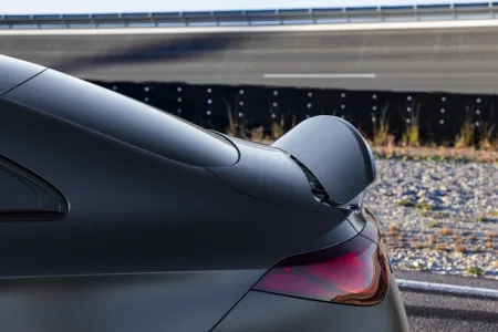 Mercedes amg responde a los puristas con cifras 680 cv tres motores y el cla mas potente jamas fabricado 2